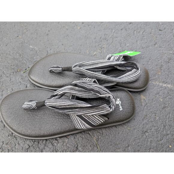 Sanuk Women's Yoga Sling Back Thong Sandals Sz 10 Black White Yoga Mat Comfort - Picture 3 of 5